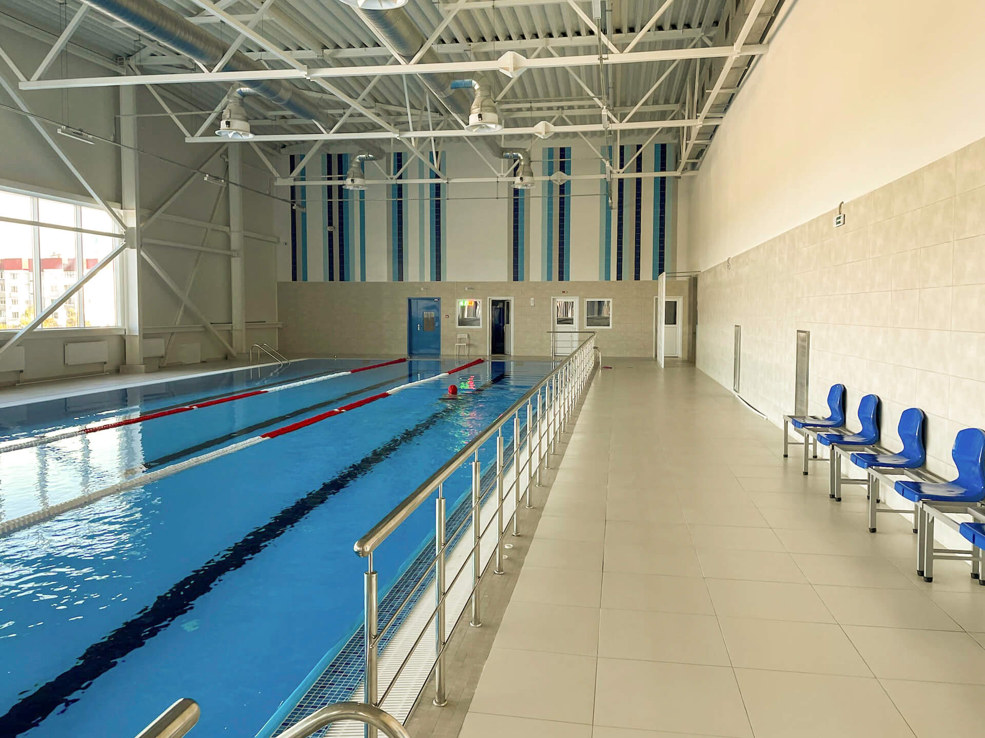 Плавательный бассейн